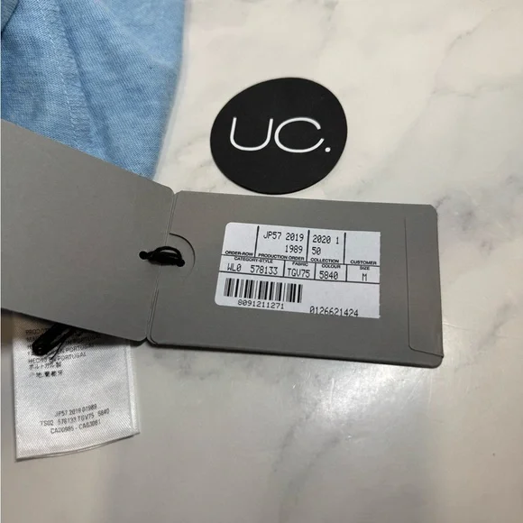 Balenciaga BB Fitted Tee in Baby Blue. Size Medium. NWT. - Picture 8 of 8